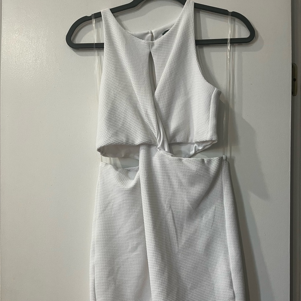 Sleeveless Cut Out dress